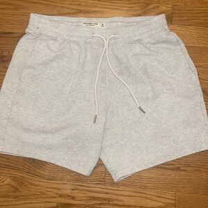Men’s Abercrombie and Fitch shorts (M)